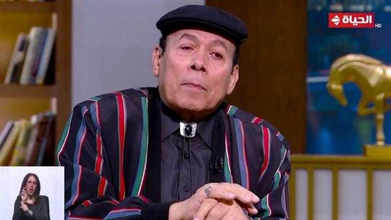 الفنان أحمد ماهر يدخل في نوبة بكاء على الهواء بسبب نجله
