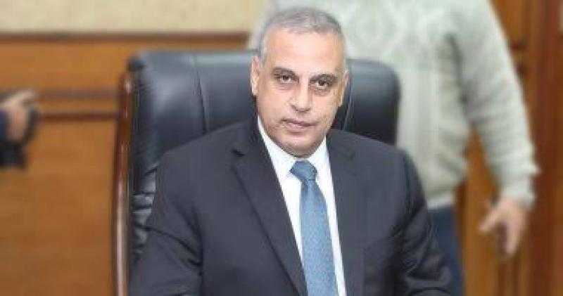 محافظ سوهاج يتابع الاستعدادات النهائية لانطلاق امتحانات الثانوية العامة