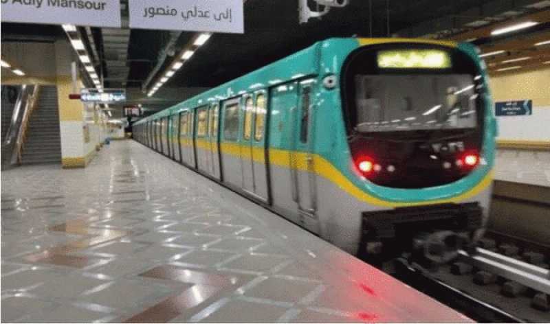 الخط الثالث للمترو يمد فترة العمل ساعة ويقلل زمن التقاطر الخميس المقبل