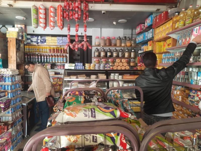 لمراقبة الأسواق والحد من المخالفات.. حملات تموينية مكثفة في شمال سيناء