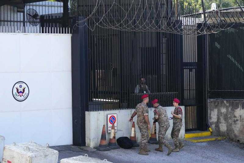 الجيش اللبناني: السفارة الأمريكية في لبنان تعرضت لإطلاق نار من شخص يحمل الجنسية السورية