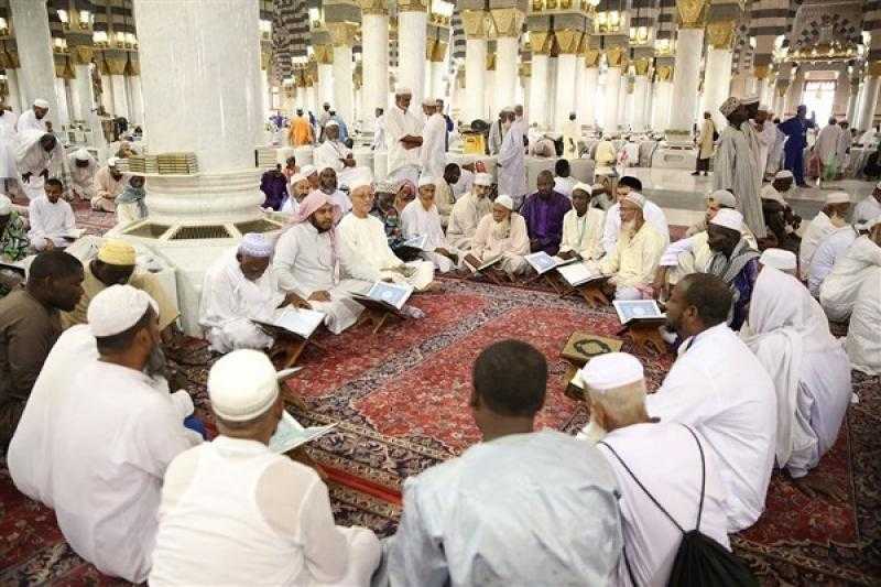 رئاسة الشؤون الدينية تكثف برامج حلقات القرآن بالحرمين الشريفين في موسم الحج