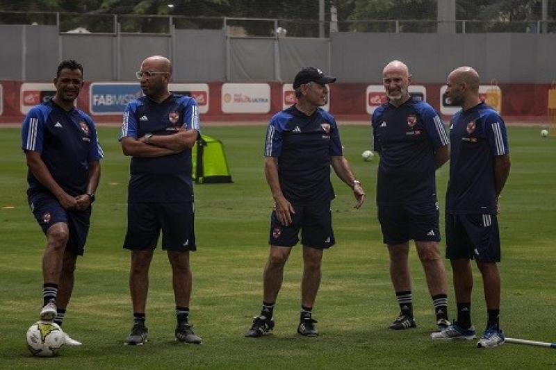 مساعد كولر: أعيش حلمي في الأهلي.. وهذا سر الفوز بالبطولات