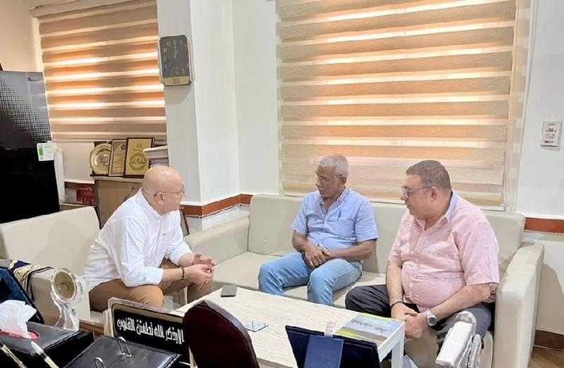 وكيل صحة الأقصر يناقش خطة الطوارئ خلال الاحتفالات بعيد الأضحى