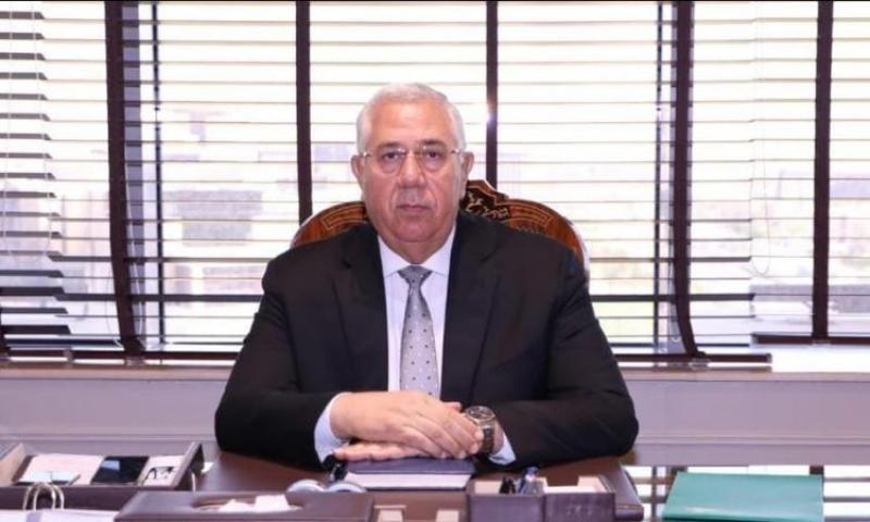 خط أحمر
