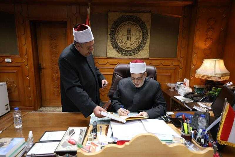 وكيل الأزهر يعتمد نتيجة الشهادتين الابتدائية والإعدادية الأزهريّة للعام 2024