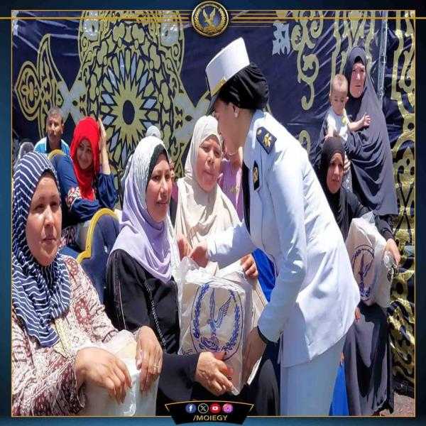 أهالي البحيرة سعداء بالقوافل الطبية والإنسانية لوزارة الداخلية.. صور