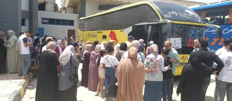 وكيل تضامن الدقهلية يودع آخر أفواج الحجاج إلى مطار القاهرة الدولي