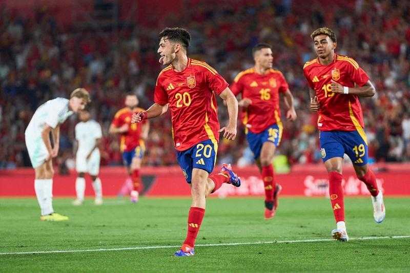 إسبانيا تكتسح أيرلندا الشمالية بخماسية استعدادا ليورو 2024