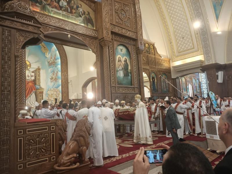 البابا تواضروس الثاني يدشن كنيسة جديدة باسم القديس الأنبا إبرام بالفيوم