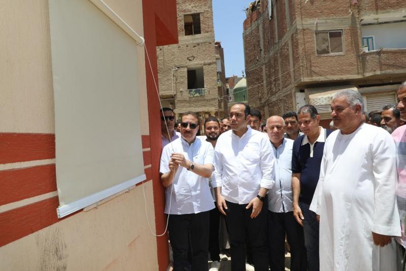 افتتاح سوق نموذجية ورصف طرق جديدة بمناسبة الاحتفالات بالعيد القومي للمنوفية