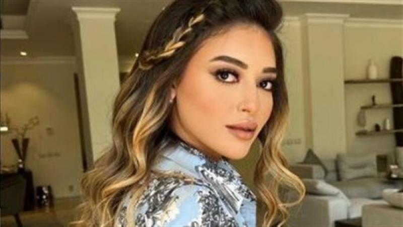 غريبة وملفتة.. ميار الغيطي تثير الجدل في عيد ميلادها