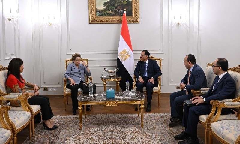 خط أحمر