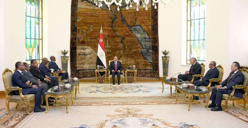 خط أحمر