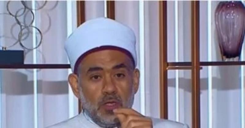 أمين الفتوى: ”تريقة” الوالدين على الأبناء حرام شرعا.. فيديو