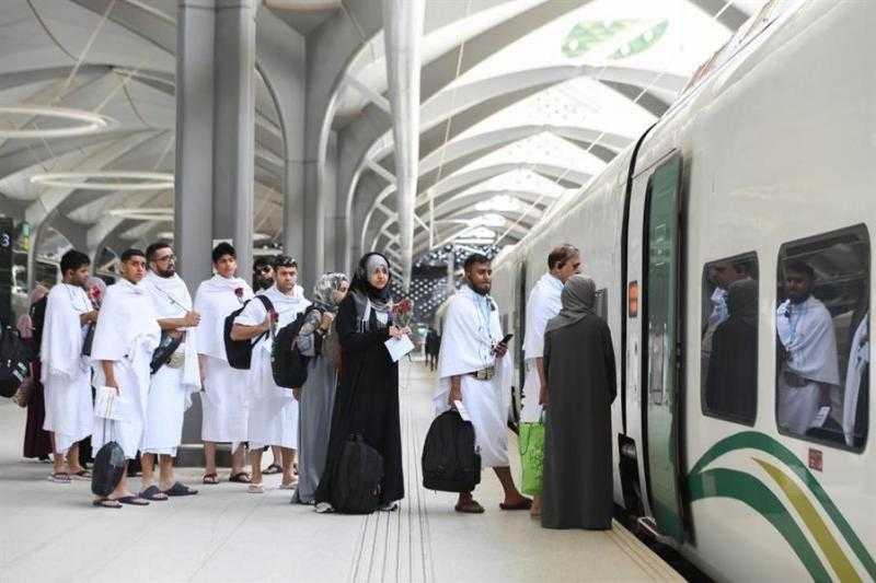 السعودية: انطلاق أولى رحلات قطار المشاعر المقدسة لموسم حج 1445هـ