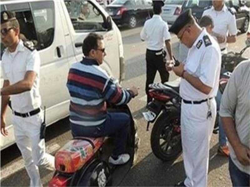 ضبط 481 مخالفة لقائدي الدراجات النارية لعدم ارتداء الخوذة