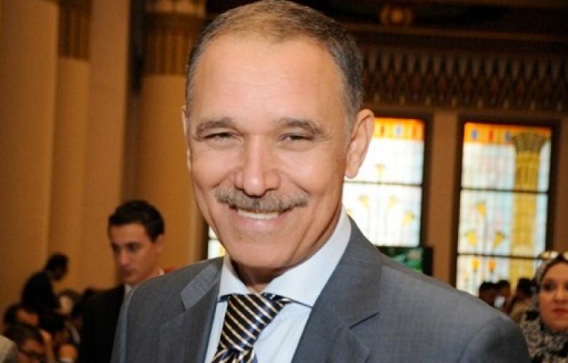 خط أحمر