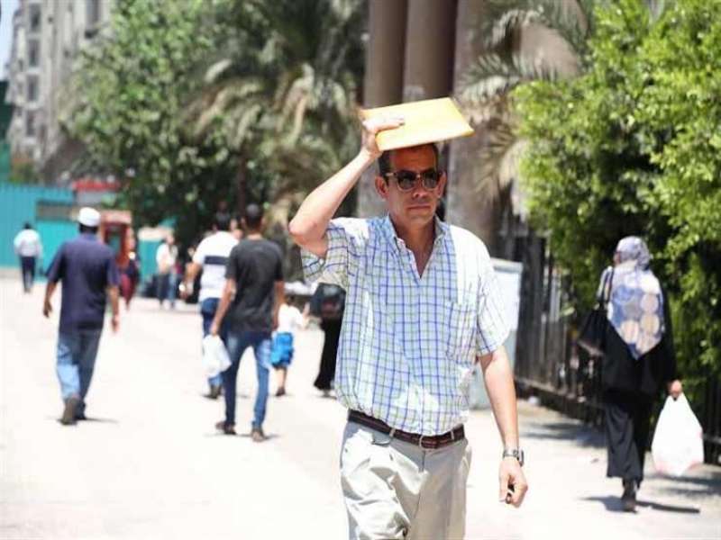 خط أحمر