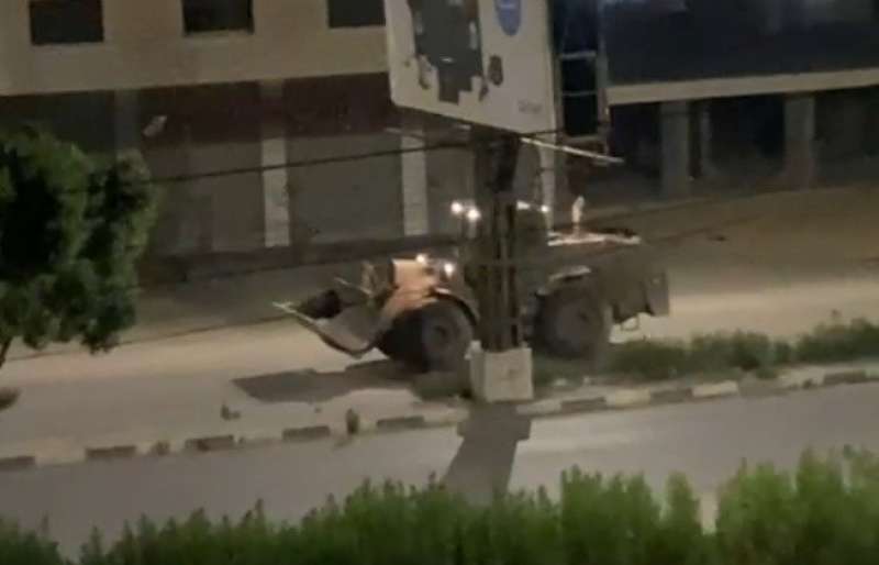 خط أحمر