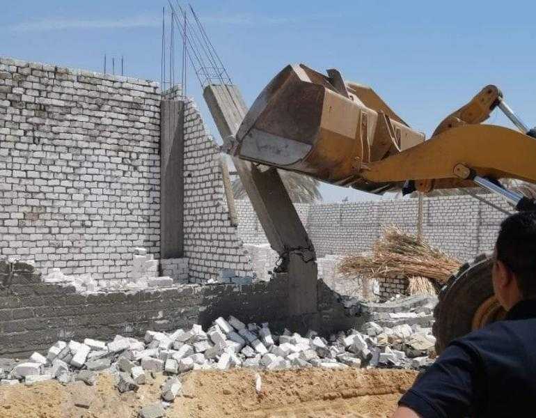 مدن الأقصر تتصدى للبناء المخالف ومحاولة البناء على الأراضي الزراعية.. تفاصيل