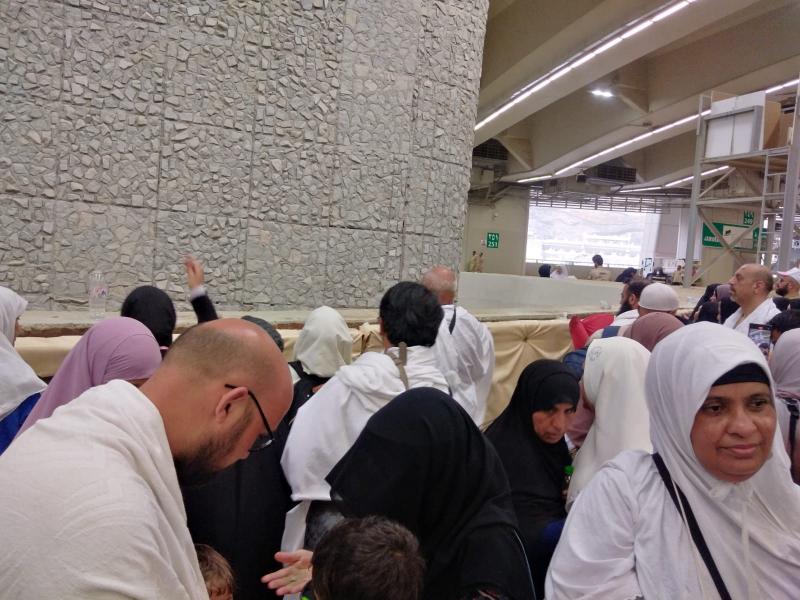 وزير المالية يوجه بتسهيل الإجراءات الجمركية لضيوف الرحمن