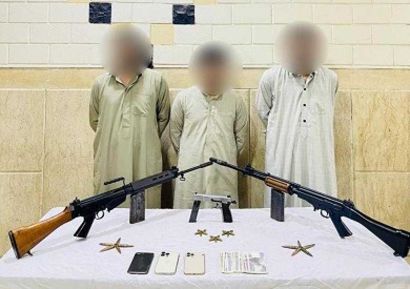 ضبط 3 متهمين بحيازة أسلحة نارية وذخائر بالشرقية