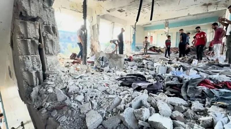 في اليوم الـ257 للعدوان: شهداء وجرحى في قصف الاحتلال لعدة مناطق في قطاع غزة