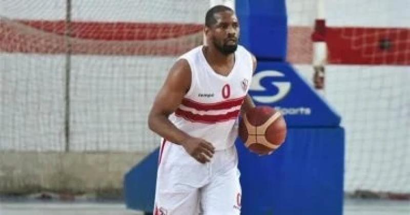 الزمالك يبدأ خطوات حل أزمة القيد وديا مع لاعب السلة الأمريكى