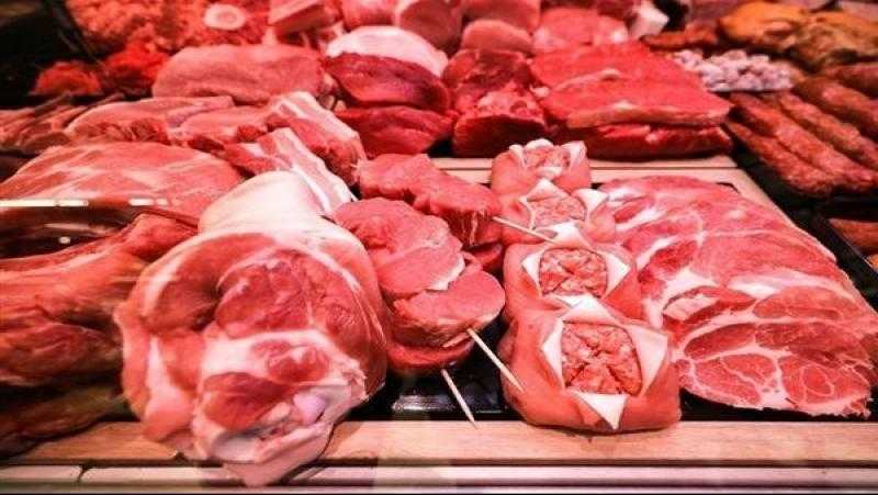 إمساك وانتفاخات .. تعرف علي أضرار الإفراط في تناول اللحوم