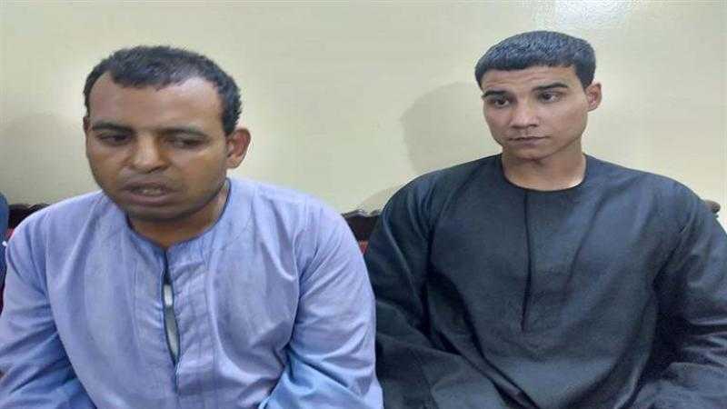 «كله كدب».. ماذا قال بائع غزل البنات عن ادعاء مساعدة رجل أعمال له؟