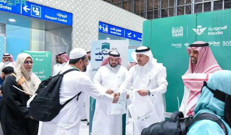 “الشؤون الإسلامية” بمكة المكرمة توزع 52.752 نسخة من المصحف الشريف للحجاج