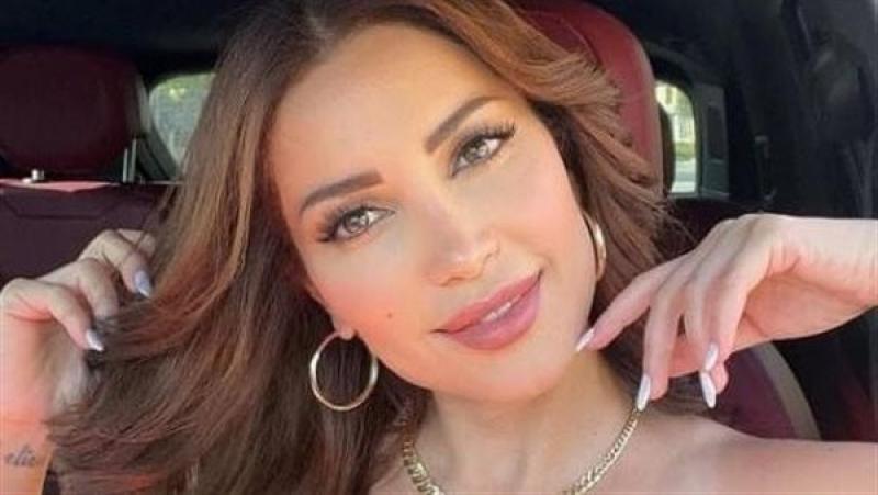 بالشورت الجينز.. نسرين طافش تبهر متابعيها بهذه الإطلالة في اليونان