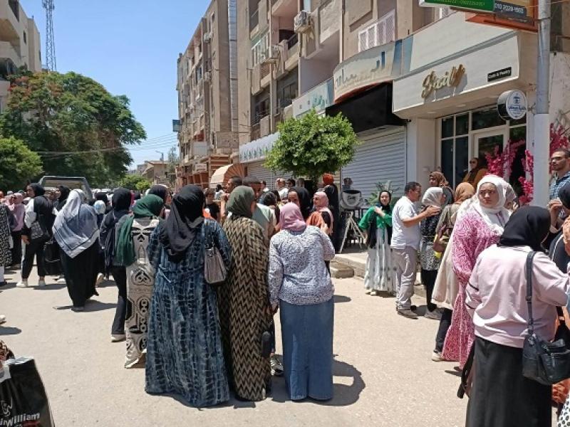 خط أحمر