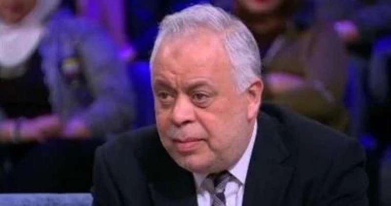 أشرف زكى: فيلم شهوة جسد مفبرك وسنتخذ الإجراءات القانونية ضد مروجيه