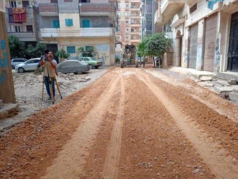 محافظ كفر الشيخ يتابع أعمال الرصف بتقسيم نوار بدسوق بطول 2100 متر