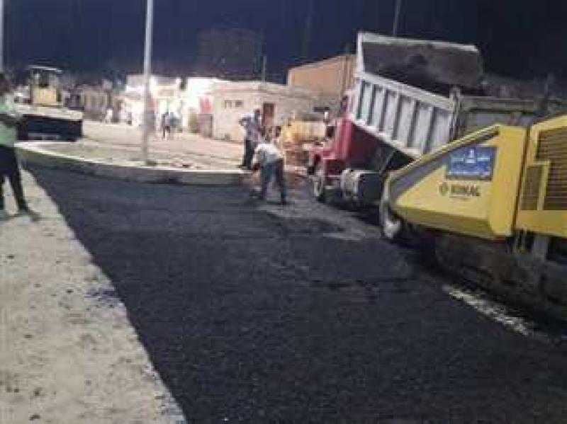 بطول 540 مترا.. محافظ كفرالشيخ يتفقد أعمال الرصف بشارع المساكن الشرقية في بلطيم
