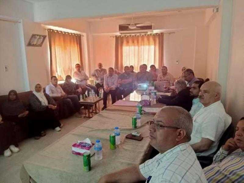 محافظ كفرالشيخ يتابع جلسة استماع المخطط الاستراتيجي المحدث لمدينة قلين