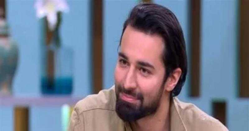 3 أفلام في قائمة أحمد حاتم السينمائية.. أبرزها قصر الباشا والملحد