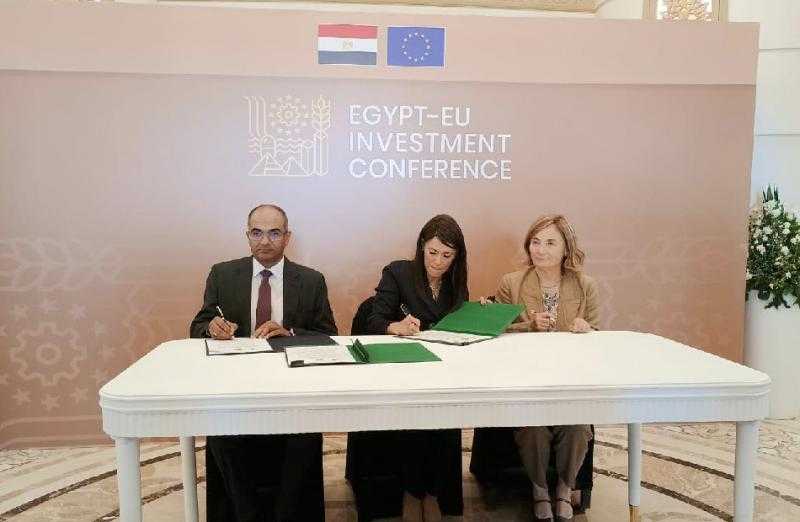 نائب وزير الإسكان يوقع بيان منحة المساعدة الفنية التحضيرية لإدارة الحمأة في مصر
