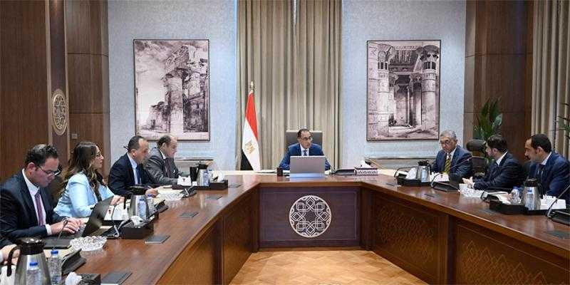 رئيس الوزراء يستعرض 4 مشروعات جديدة مقترحة لتحالف ”سيجنفاي فيليبس وجيلا ”