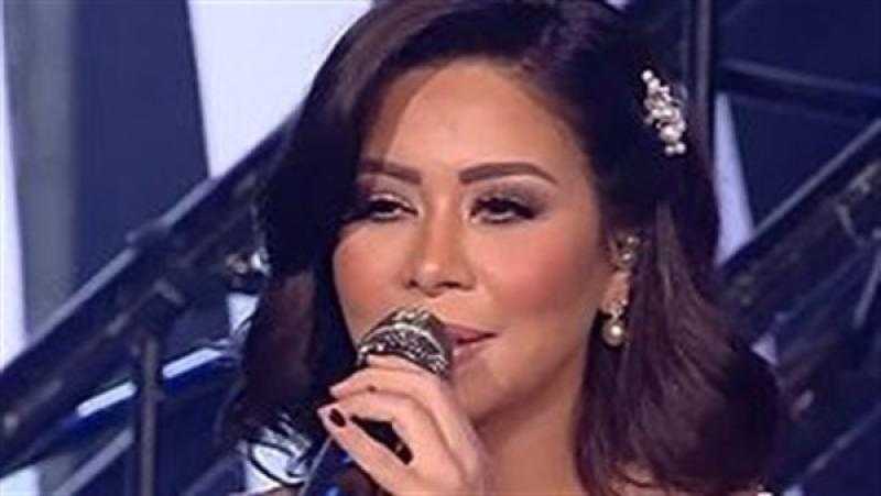 ناقد فني: شيرين تعاني نفسيا وخبر خطبتها ”مفبرك” مخطط مع حسام حبيب