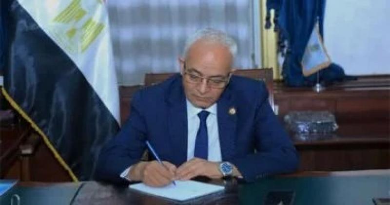 رضا حجازى يشكر العاملين بوزارة التعليم والمدارس: كان لى الشرف بالعمل معكم