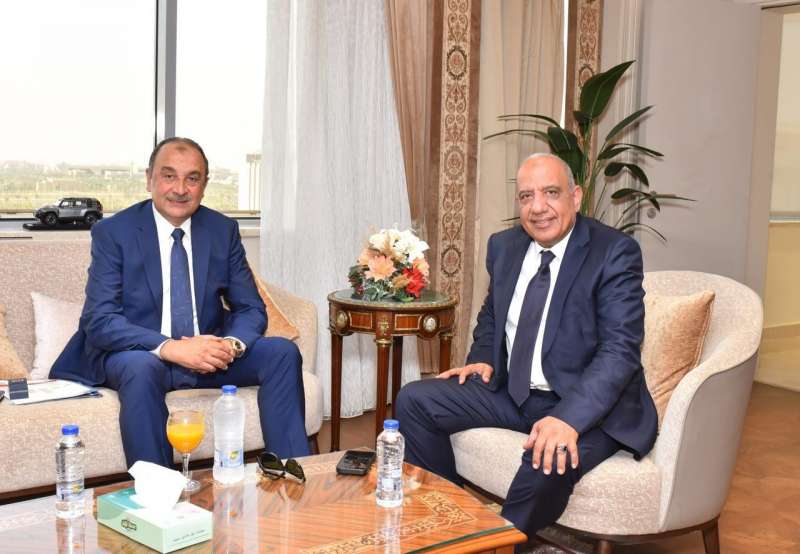 خط أحمر