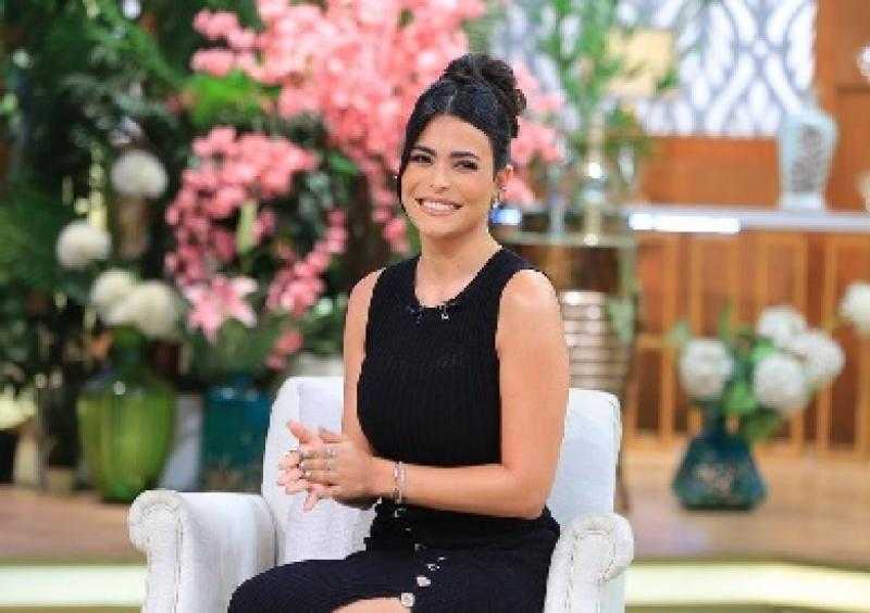 أسماء جلال: كنت طفلة مفترية وكذابة.. وجميلة عوض بتخليني أعيط