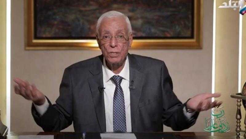 حسام موافي يحذر من التدخل الجراحي في حالة الإصابة بأمراض خبيثة بالقولون