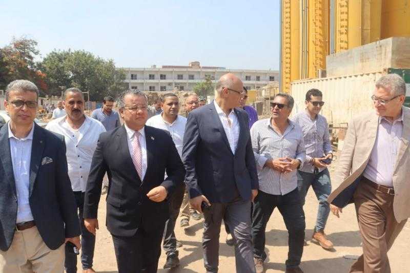 محافظة القليوبية: حملة مكبرة لإزالة الإشغالات والباعة الجائلين في مدينة بنها.. صور