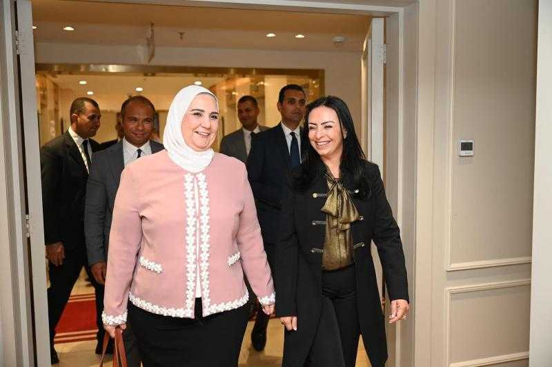 وزيرة التضامن الاجتماعي تستقبل نيفين القباج بمقر الوزارة في العاصمة الإدارية الجديدة