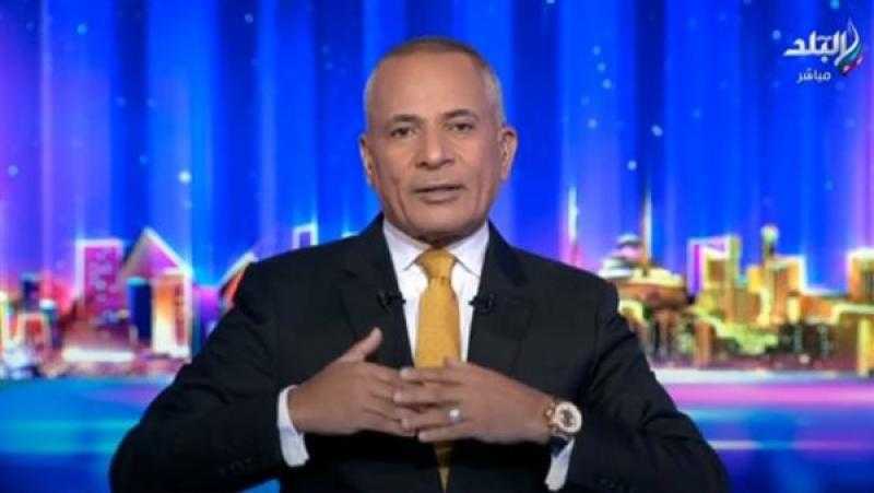 أحمد موسى: تكاتف المواطن مع الحكومة يحقق الطموحات ويعبر بالدولة الصعوبات والتحديات