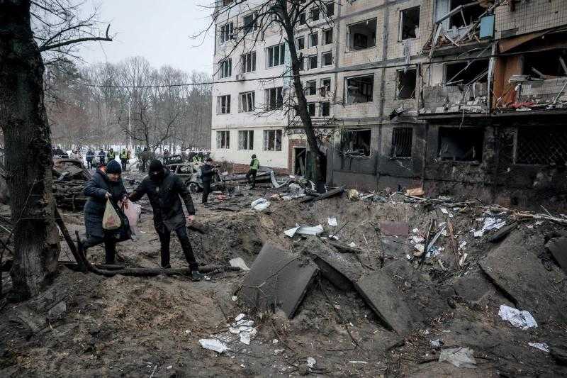 أوكرانيا: مقتل نحو 40 شخصا جراء هجمات روسية في أنحاء البلاد